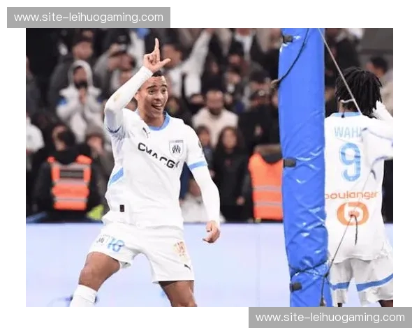 格林伍德14球领跑法甲射手榜 但全队防守松散让进球失去意义 格林伍德14球领跑法甲射手榜 但全队防守松散让进球失去意义